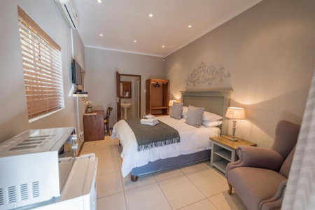 Chateau B&B, Piet Retief, South Africa