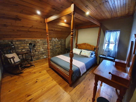 Loeriehuis, George, South Africa