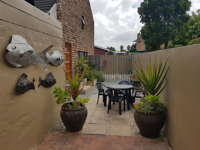 Loeriehuis, George, South Africa
