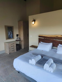 Tebuah Private Lodge, Mabalingwe, Mabula, South Africa