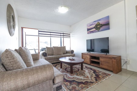 Safi Classic 3 bedroom Apartment 4, East London, South Africa