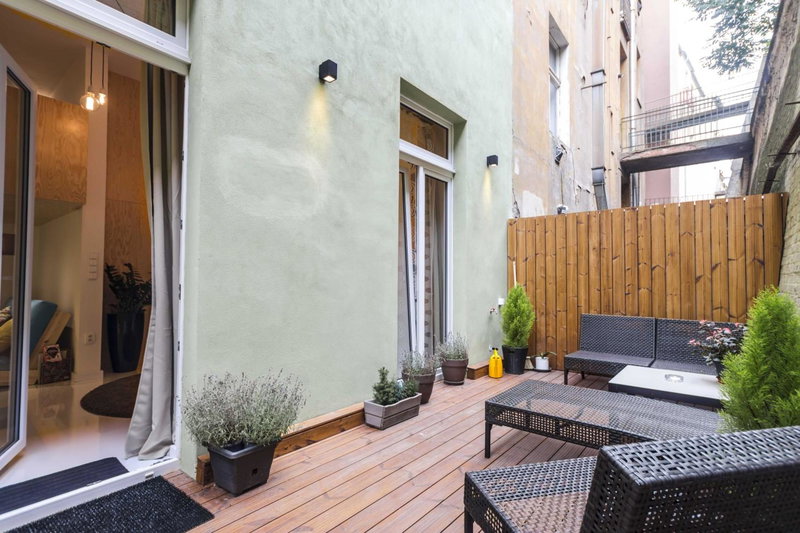 Ruterra Studio with Private Terrace, Prague, Czechia
