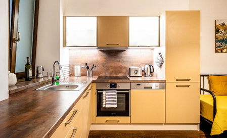 Unique Central SQUARE business apt., Hradec Králové, Czechia