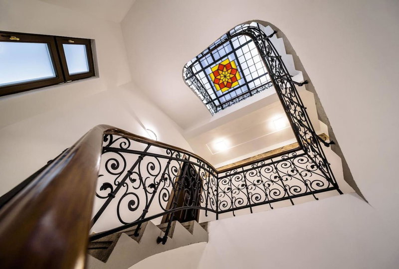 Unique Central SQUARE business apt., Hradec Králové, Czechia