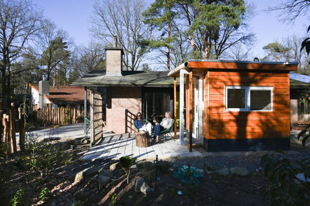 ZEN-bungalow NO 1 met Sauna en hottub, Rheezerveen, The Netherlands