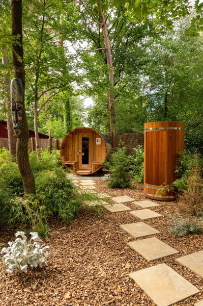 zen-Bungalow NO 4 met sauna en hottub, Rheezerveen, The Netherlands