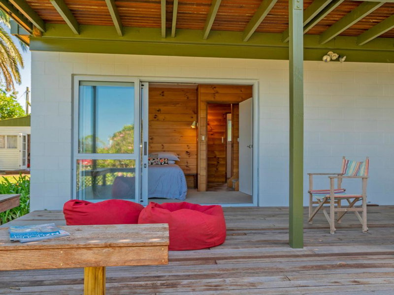 Beachfront Views - Hahei Holiday Home, Hahei, New Zealand