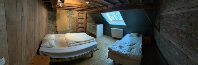 Ferme Leclercqz, Le Mesnil, Belgium