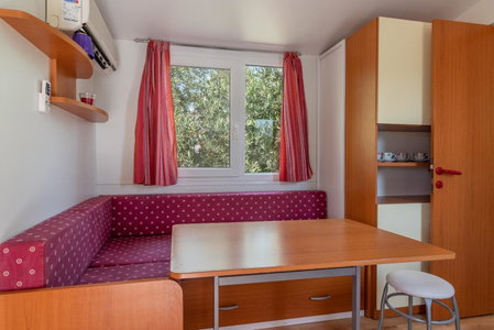 'Olive grove' Camping House-near the beach, Divulje, Croatia