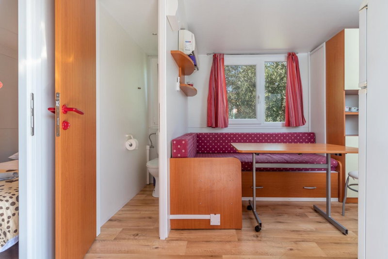 'Olive grove' Camping House-near the beach, Divulje, Croatia