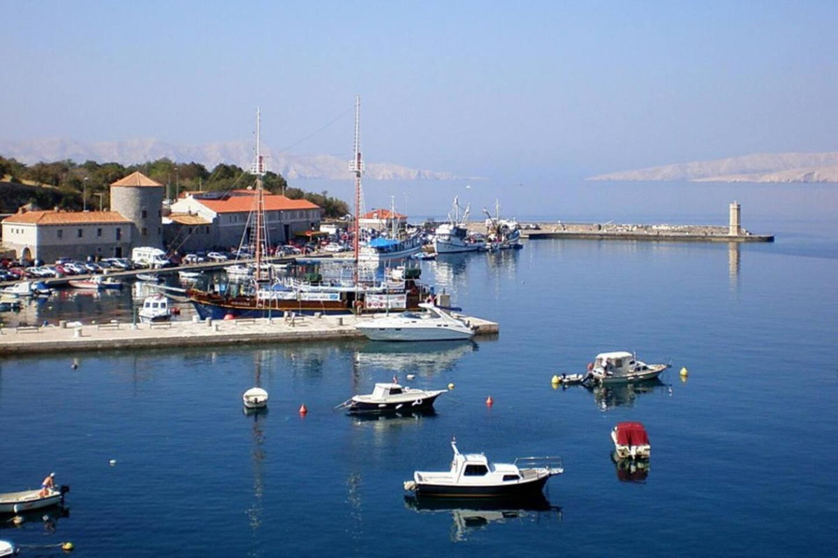 Hotel · Apartman JAGODA, Senj