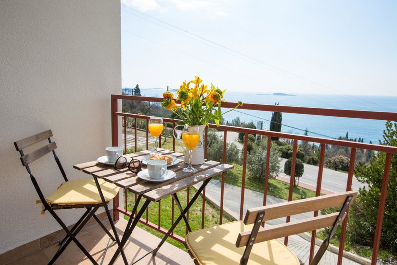 Villa Pergola-Apartment Toni, Mlini, Croatia