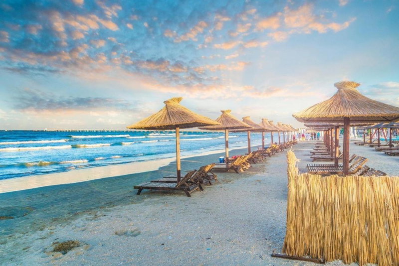 Luxury by the sea, Mamaia, Năvodari, Romania