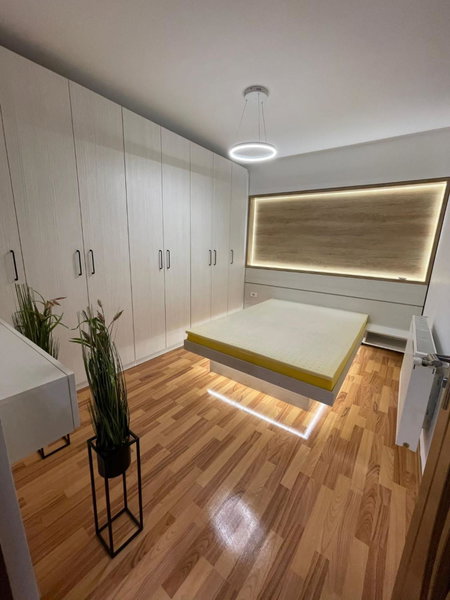 Iulius Loft, Iaşi, Romania