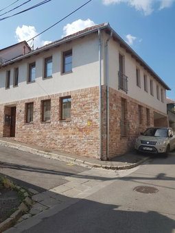 Központhoz közeli - Cool Tettye Apartman, Pécs, Hungary