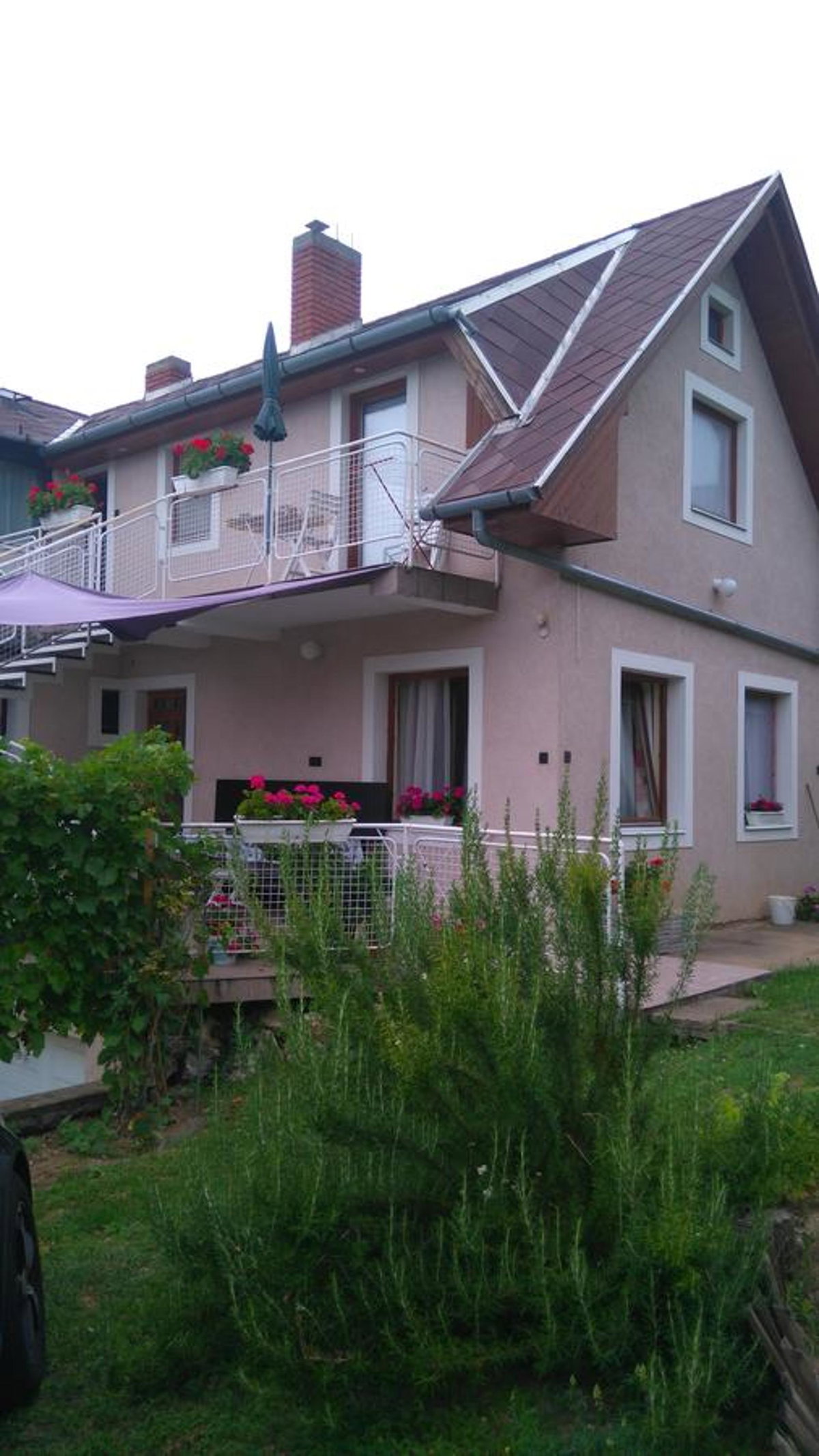 Hotel · Bertalan Apartman, Vonyarcvashegy