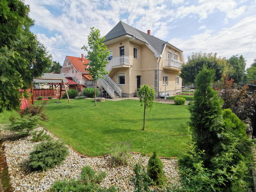 Family Garden Apartmanház, Siófok, Hungary