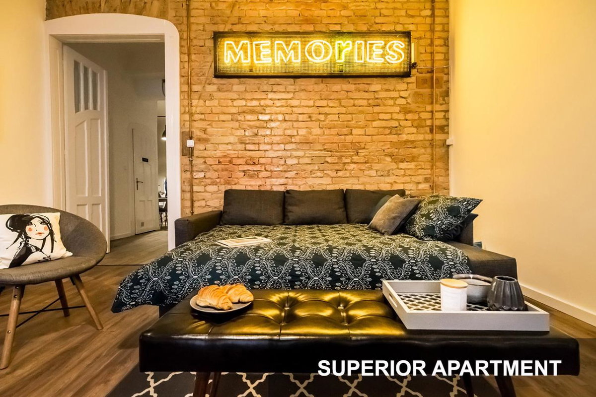 Hotel · BpR Whistle Arts Industrial Apartment, Budapest