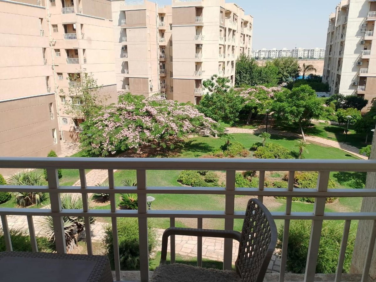 Hotel · شقه مميزة فيو وايد جاردن, Madīnat Ash Shurūq