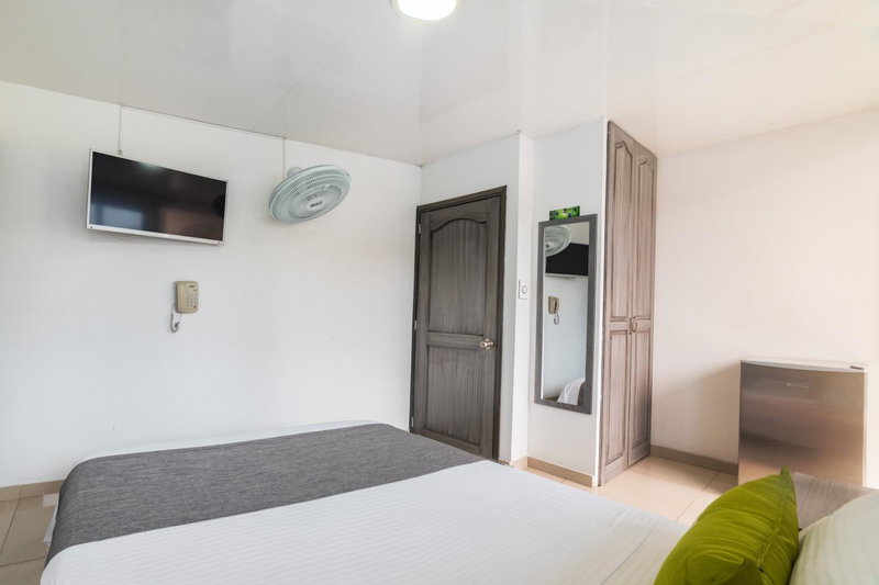 Ayenda 1121 Exito, Pereira, Colombia