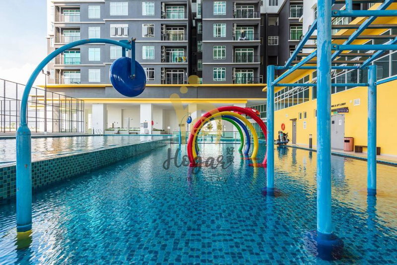 Melacca 3 Bedroom Family Suite-5min to Jonker#14pax, Kampong Tambak, Malaysia