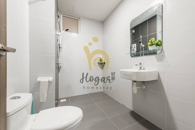 Melacca 3 Bedroom Family Suite-5min to Jonker#14pax, Kampong Tambak, Malaysia