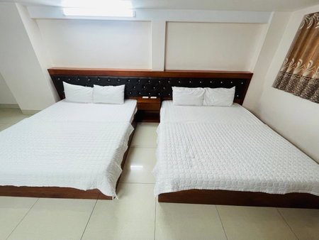 Victoria hotel, Ha Long, Vietnam