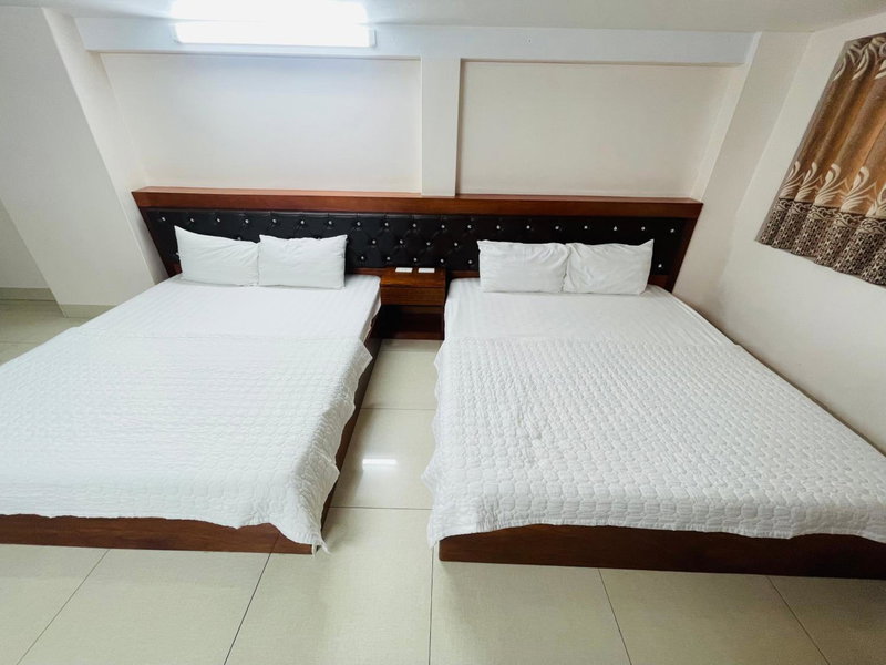 Victoria hotel, Ha Long, Vietnam