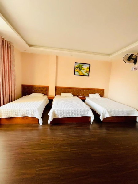 Victoria hotel, Ha Long, Vietnam