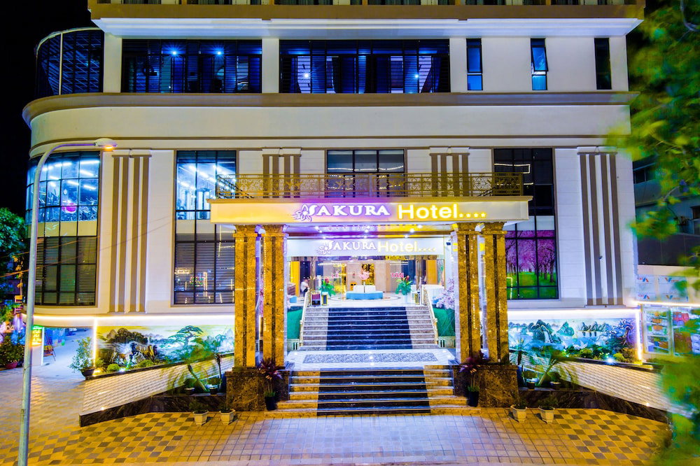 Hotel · Sakura Hotel, Hoa Binh