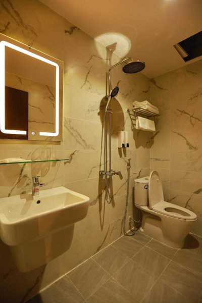 Le Grand Hotel HN - by BAY LUXURY, Hanoi, Vietnam