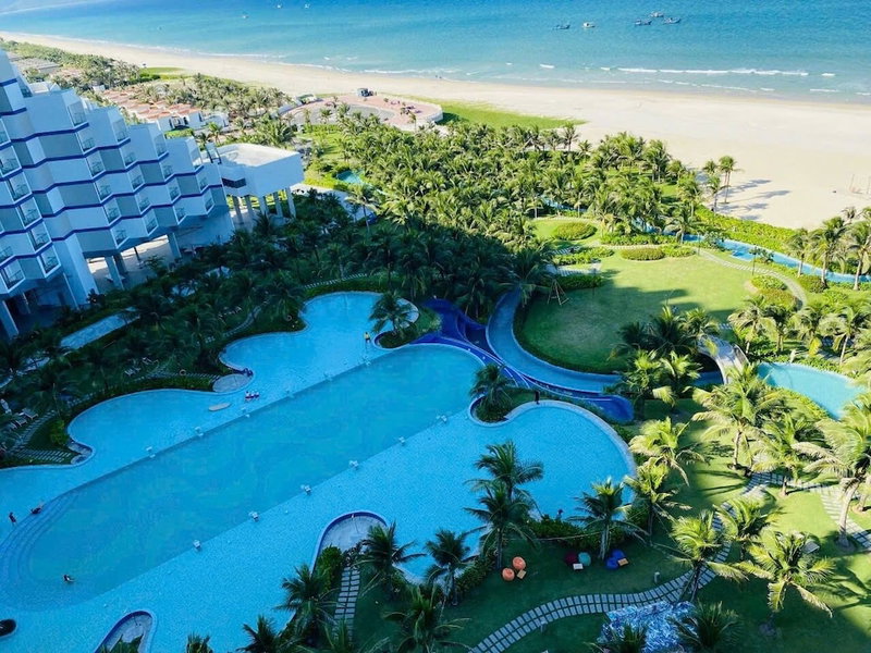Arena Cam Ranh Beachfront Condotel, Cam Ranh, Vietnam