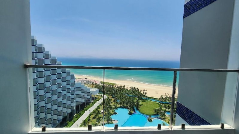 Arena Cam Ranh Beachfront Condotel, Cam Ranh, Vietnam