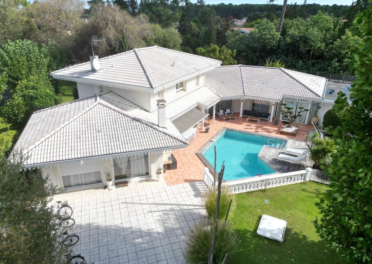 Hotel · Chambres d'Hôtes Villa La Louisiane, Arès