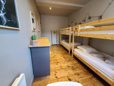 Plan B, Saint-Jean-Pied-de-Port, France