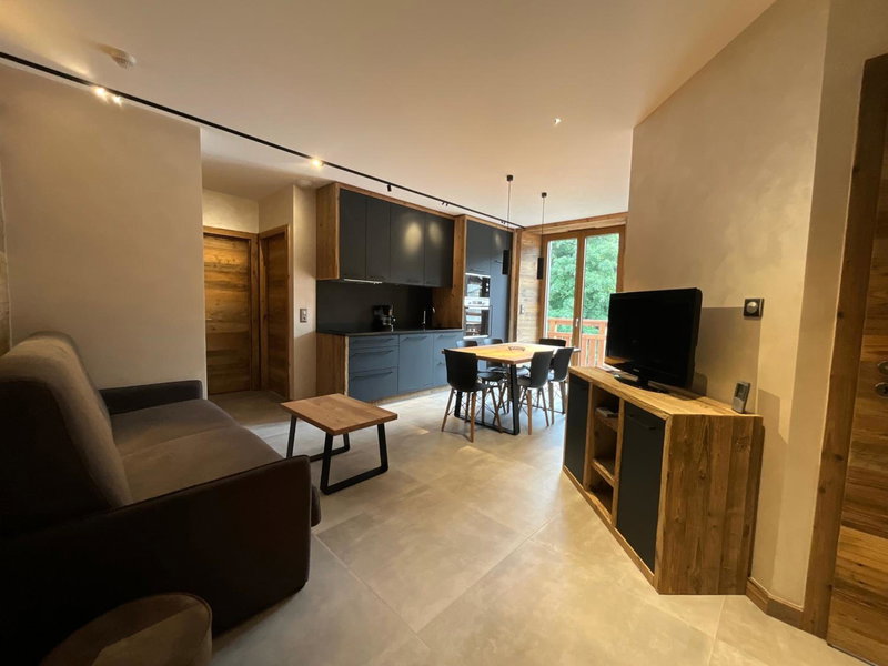 Gite Roche Des Ducs avec Piscine toute l'année, Spa, Sauna, Hammam, Rochesson, France