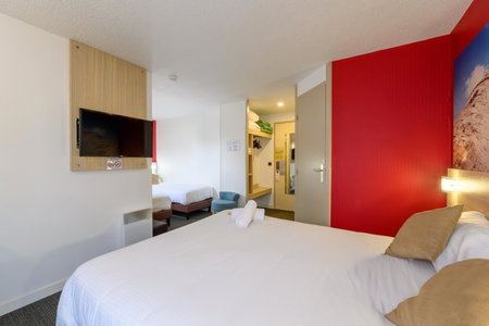 BRIT HOTEL Confort CAMBRAI, Cambrai, France