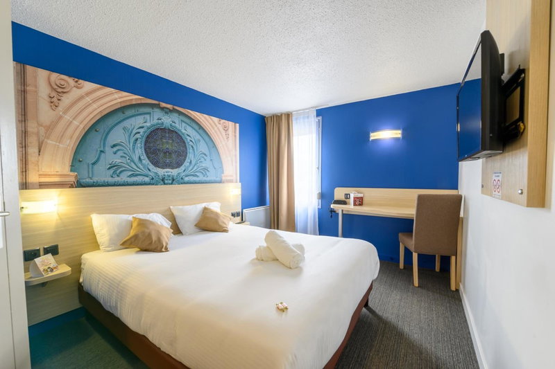 BRIT HOTEL Confort CAMBRAI, Cambrai, France
