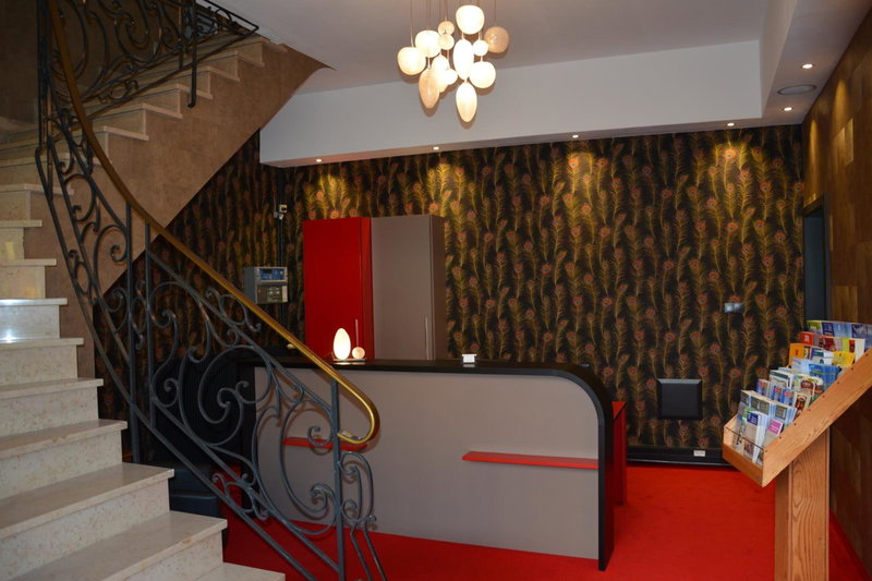 Logis Hôtel du Centre - Halte idéale en cyclotourisme avec garage à vélos clos, Molsheim, France