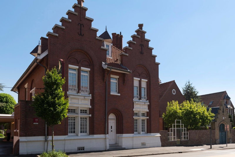 LOGIS - Belle Hôtel, Lille-Ouest, Bailleul, France