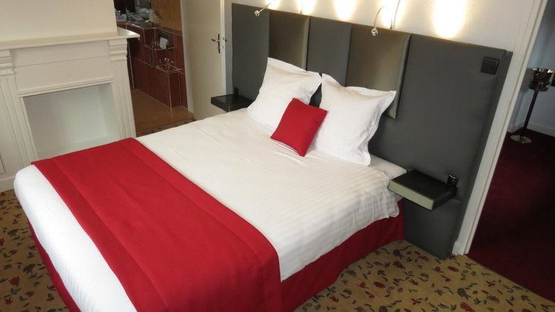 LOGIS - Belle Hôtel, Lille-Ouest, Bailleul, France