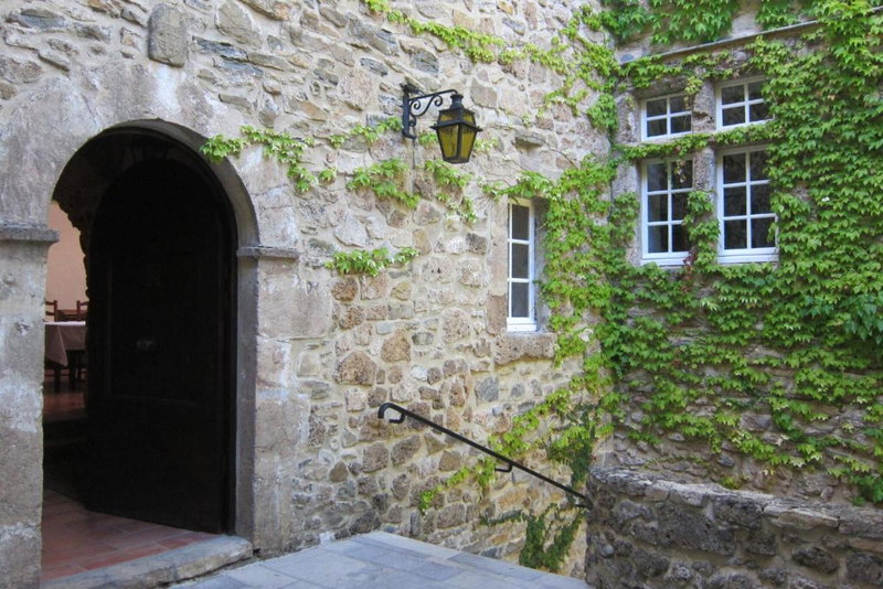Châteauzen, Madières, France