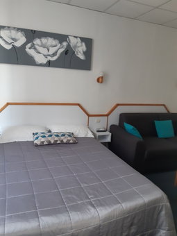 Hotel de La Croix de Malte, Cherbourg-en-Cotentin, France