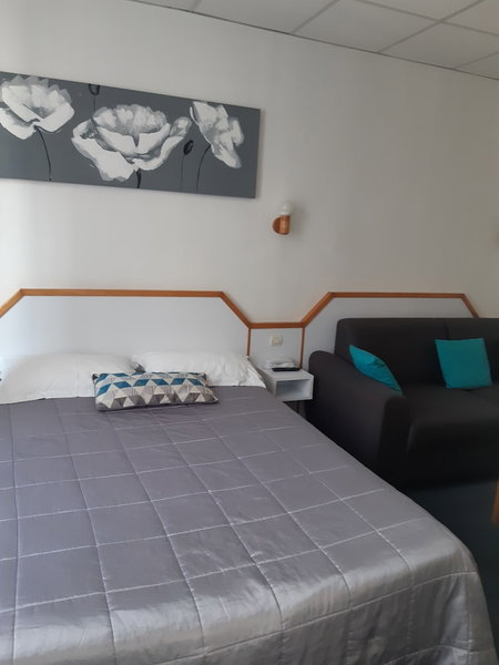 Hotel de La Croix de Malte, Cherbourg-en-Cotentin, France