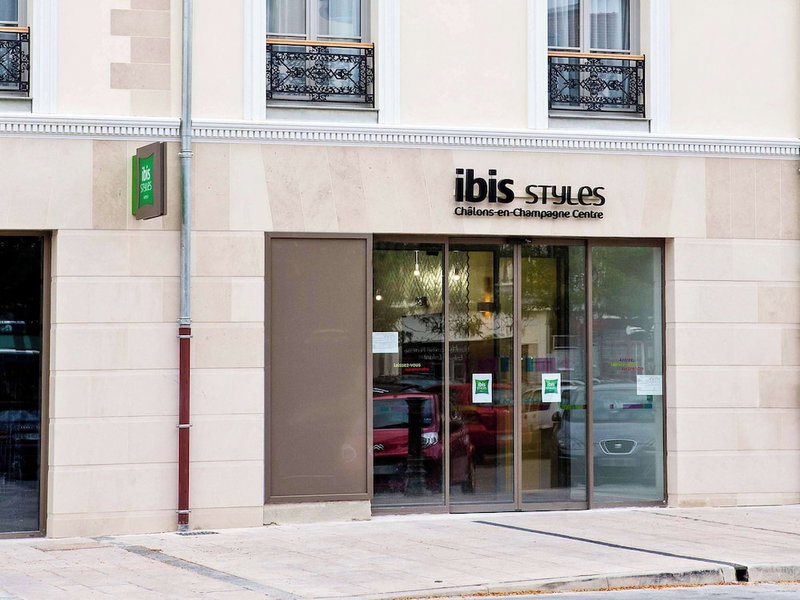 ibis styles Chalons en Champagne Centre, Chalons-en-Champagne, France