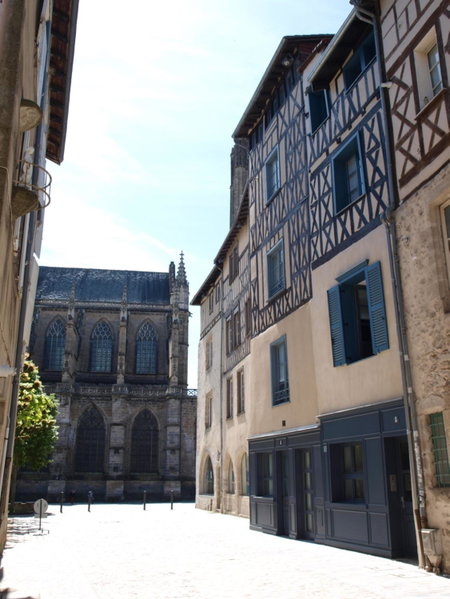 Appart face au mail, Limoges, France
