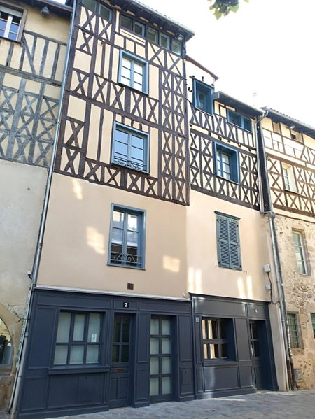 Appart face au mail, Limoges, France