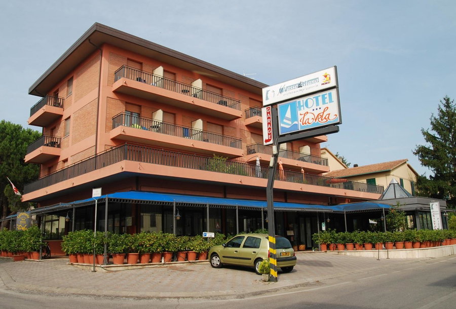 Hotel La Vela, Passignano sul Trasimeno, Italy