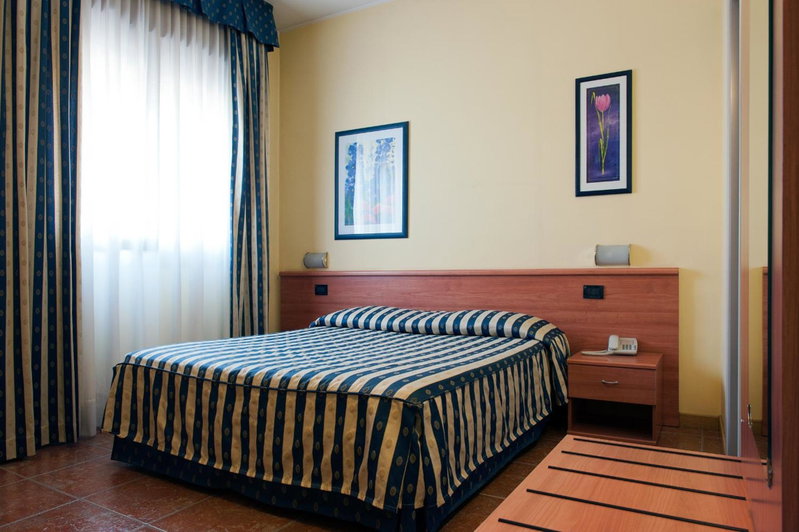 Hotel Blue Ribbon, Vercelli, Italy