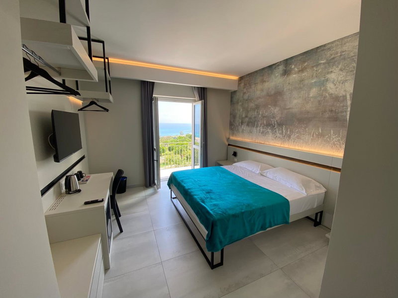Aether Suites Tropea - Free Private Parking, Tropea, Italy